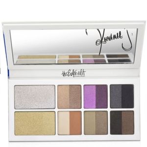 NEW Estée Edit by Estée Lauder Kendall Jenner Eyeshadow Palette